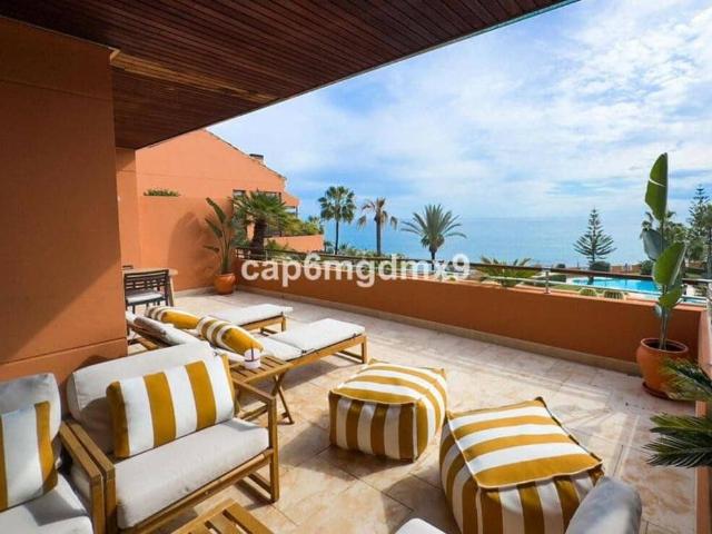 Penthouse for rent in Puerto Banus, Marbella, Málaga