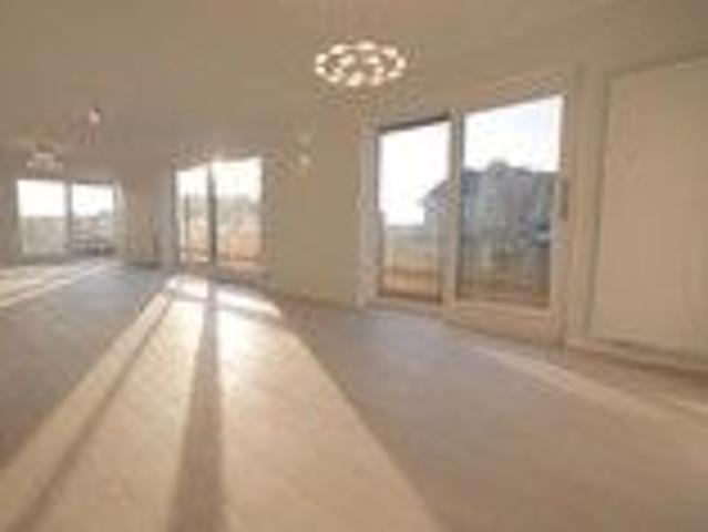 Penthouse for rent in Woluwe Saint Pierre
