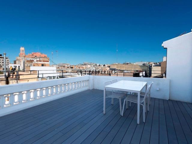 Penthouse for rent in Valencia city, Valencia