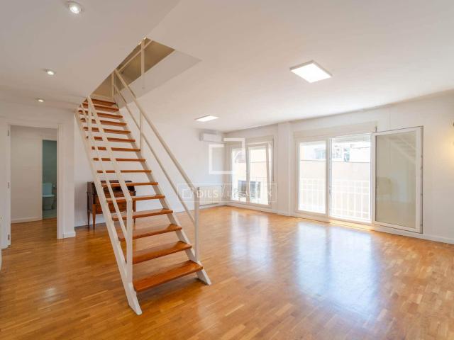Penthouse for rent in Valencia city, Valencia