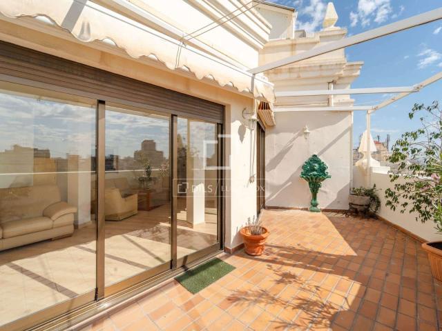 Penthouse for rent in Valencia city, Valencia