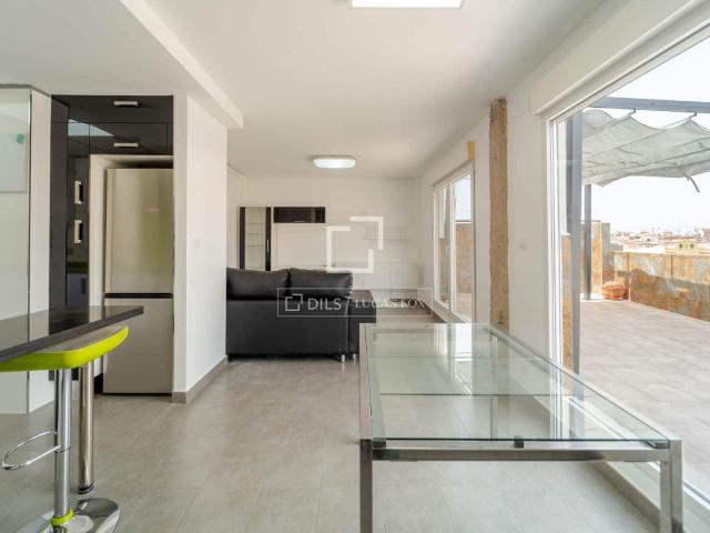 Penthouse for rent in Valencia city, Valencia