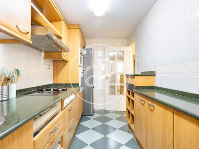 Penthouse for rent with Terrace in Pla del remei Valencia