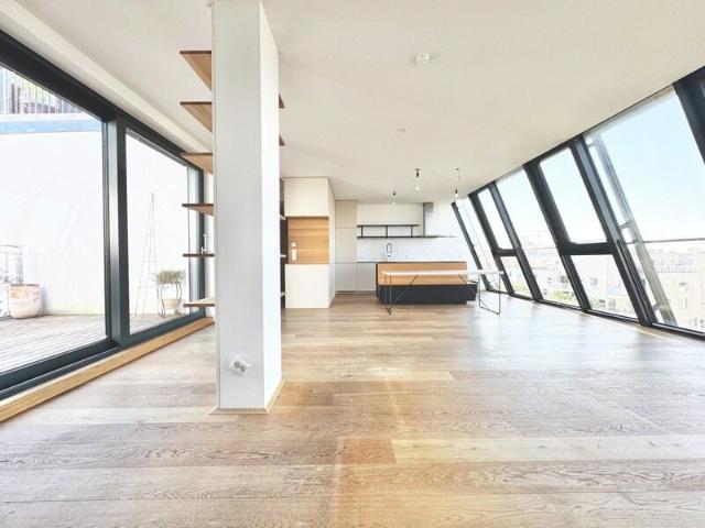 PENTHOUSE FEELING | TRAUMHAFTE DACHTERRASSENWOHNUNG | 360° WIENBLICK | HELLE 2 ZIMMER | TOPLAGE