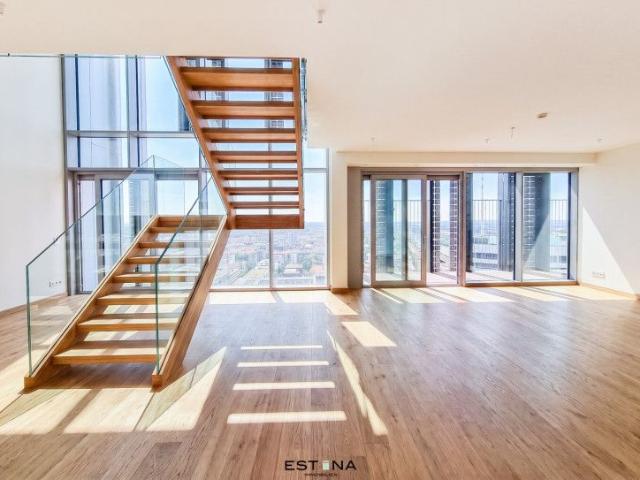 Penthouse Feeling exklusives Wohnjuwel mit umlaufender Loggia und spektakulärer Fernsicht