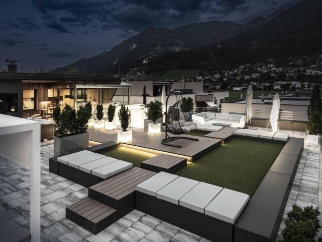 Penthouse Feeling in der Silberstadt Schwaz! Architektur Luxus Ausblick!