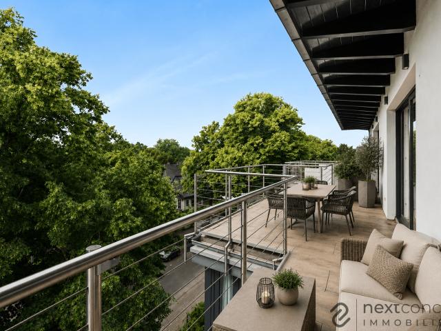 Penthouse Flair im Düsseldorfer Norden Moderne Wohnung mit Dachterrasse