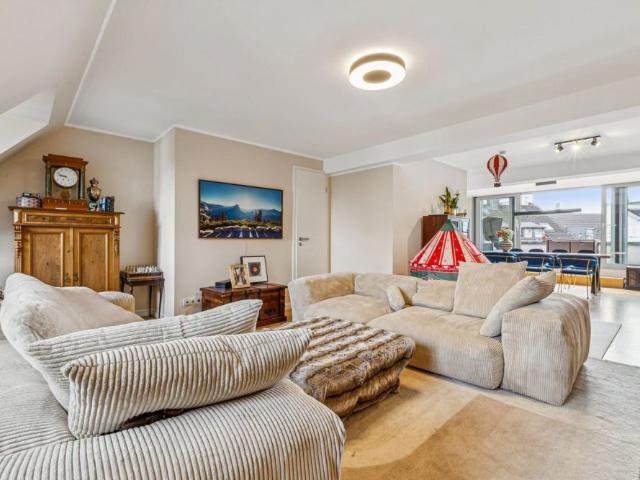 Penthouse Flair über den Dächern der Innenstadt