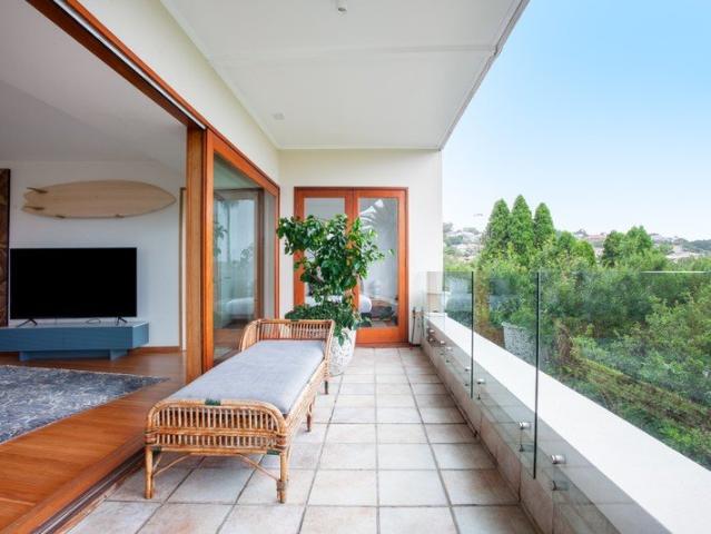 PENTHOUSE FURNISHED @BELLEVUE HILL BONDI HOLIDAY SHORT & LONG TERM RENTAL