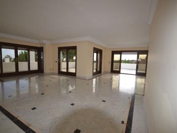 Penthouse in Sierra Blanca