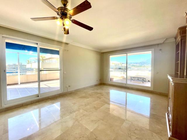 Penthouse in Puerto Banús
