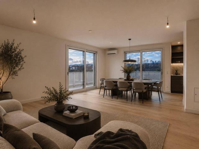Penthouse OHNE Dachschrägen mit atemberaubender Aussicht | Döblinger Ruhelage inkl. Poolnutzung!