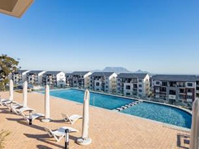 penthouse | large 1 bedroom | modern.