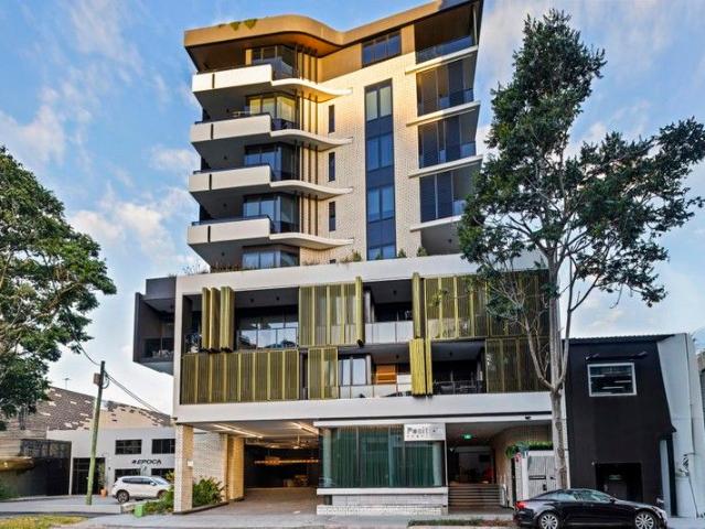 Top Level Residence | Premium Teneriffe Lifestyle without the $4M price tag