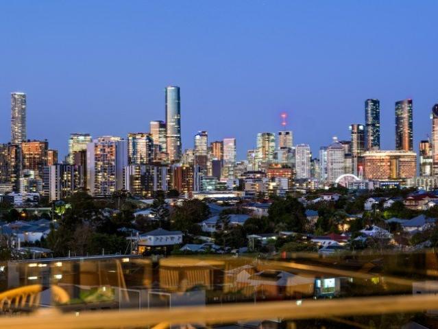 Penthouse Living at the Heart of Montague Markets