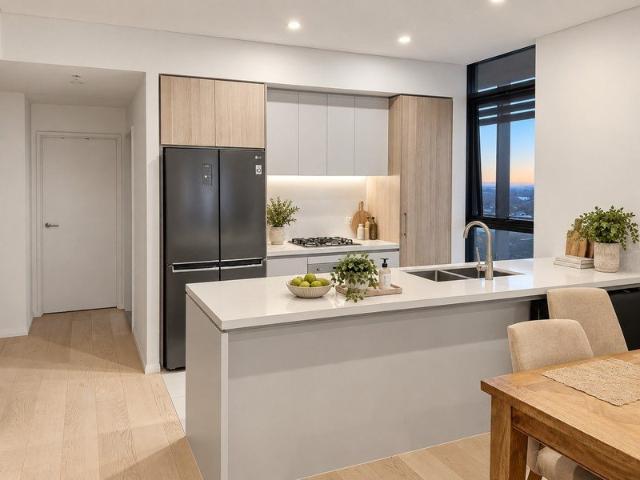 Penthouse Living with Breathtaking Panoramic Views