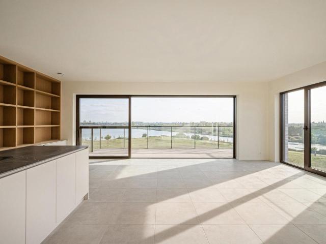 Penthouse living with panoramic views over Galgenweel