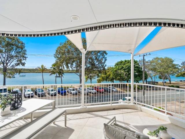 Penthouse Luxury with Iconic Noosa River Views