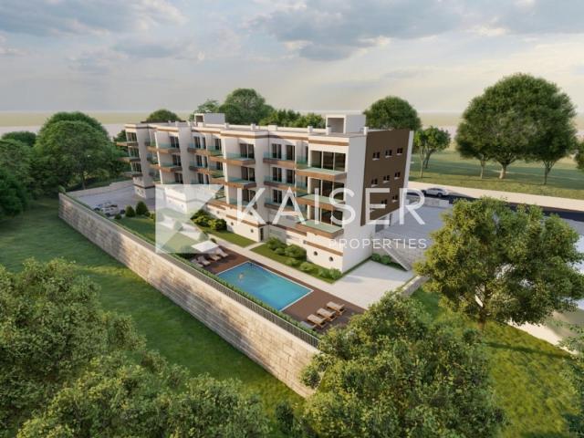 Penthouse moderna com piscina comum, garagem e perto da prai. 156m² Albufeira e Olhos de Água