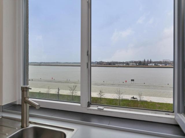 Penthouse met zicht op Schelde