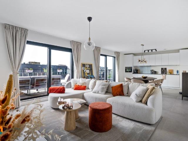 Penthouse met 2 slpkrs en 2 terrassen