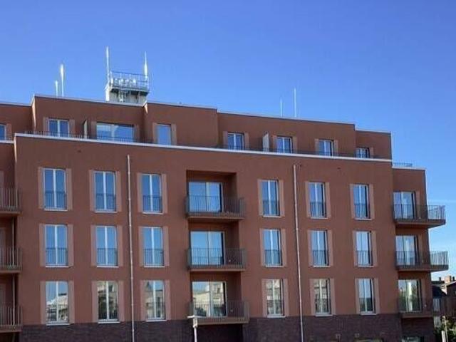 Penthouse mit Dachterrasse und Weitblick über Dächer und ins Grüne