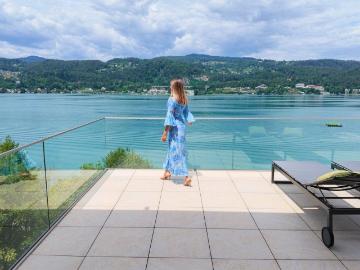 PENTHOUSE mit gigantischer 60 qm Seeblickterrasse neben dem begehrten Golfplatz DELLACH