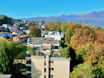 Penthouse mit großer Terrasse und Bergblick