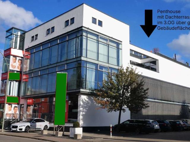 Penthouse mit 300qm, Klimaanlage + 240qm Dachterrasse, barrierefrei ab TG, 2x Wallbox