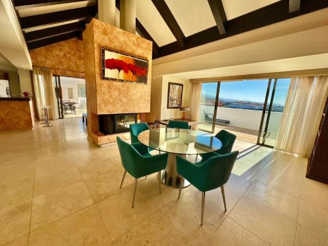 Penthouse · New Golden Mile