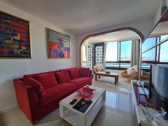 Penthouse, seafront to rent in Doñana, Patalavaca, Gran Canaria with sea view