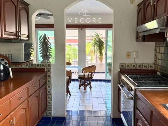 PENTHOUSE SEMI AMUEBLADO EN VENTA EN MANZANILLO, COLIMA