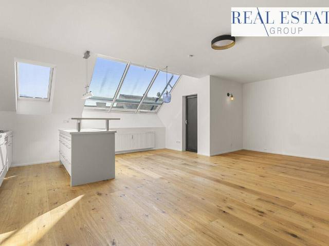 Penthouse SKYLA Die Stadt darunter. Das Leben darüber