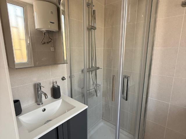 Penthouse studio for one freshly renovated