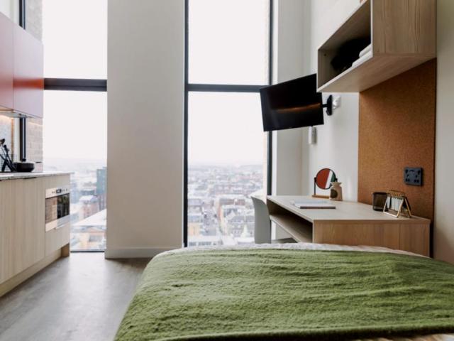 Penthouse Studio