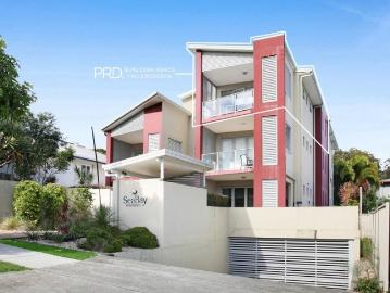 Penthouse Style Apartment in The Heart of Burleigh Heads