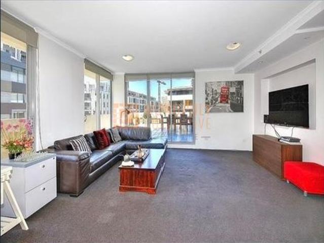 PENTHOUSE STYLED 2 BEDROOM APARTMENT