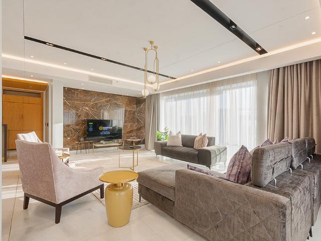PENTHOUSE SUITE TO RENT – SANDTON, JOHANNESBURG