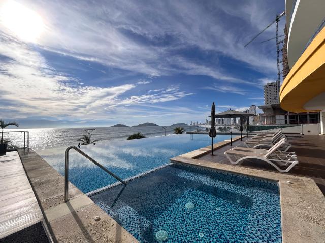 PENTHOUSE SUNSET VIEW LUXURY CONDOS
