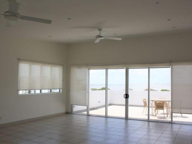 Penthouse Partly Furnished Superb Location!