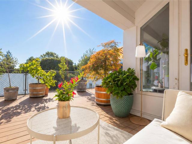 Penthouse Rarität im Althietzinger Cottage ca. 197 m² Wohnfläche, 54 m² Terrasse & unverbaubarer Weitblick