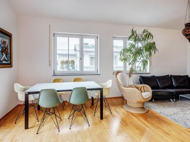 Penthouse ready furnished premium with AC, Munchen Amsterdam Apartments for Rent