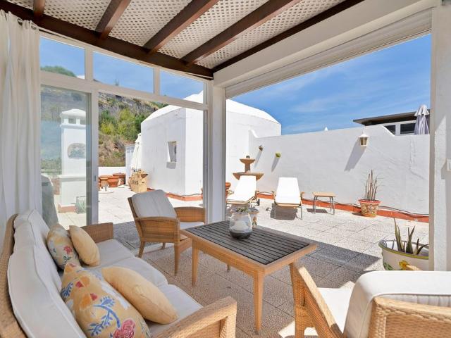 Penthouse · Río Real