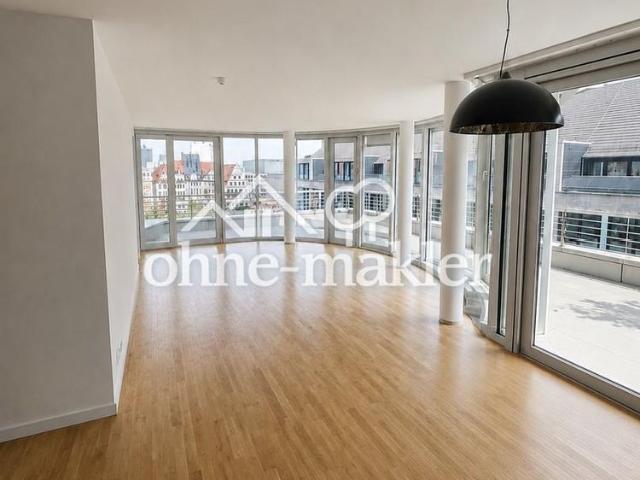 Penthouse Wohnung mit Blick auf den Markt
