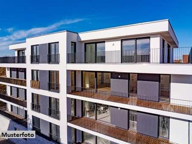 Penthouse Wohnung nebst Dachterrasse und TG Stellplatz
