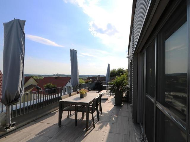 Penthouse Wohung mit großer Dachterrasse ZU VERKAUFEN
