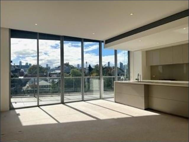 Penthouse with City View Luxury Apartment