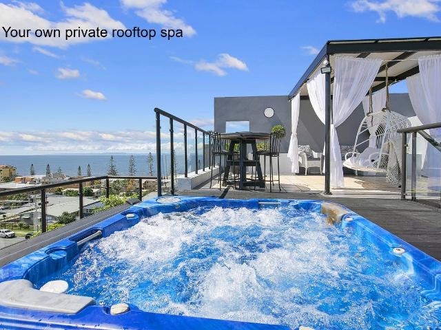 Penthouse with SENSATIONAL Views