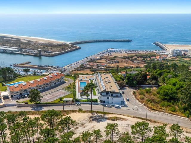 Penthouse T2 com Terraço e Vista Panorâmica – Pederneira, Na. 131m² Nazaré
