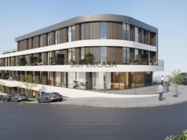 Penthouse T2 com 103m2 de terraço